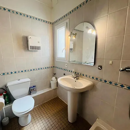 Apartment Argeles-plage - T2 A 50m De La Plage, 4 Pers, Centre-ville - Fr-1-309-399 *